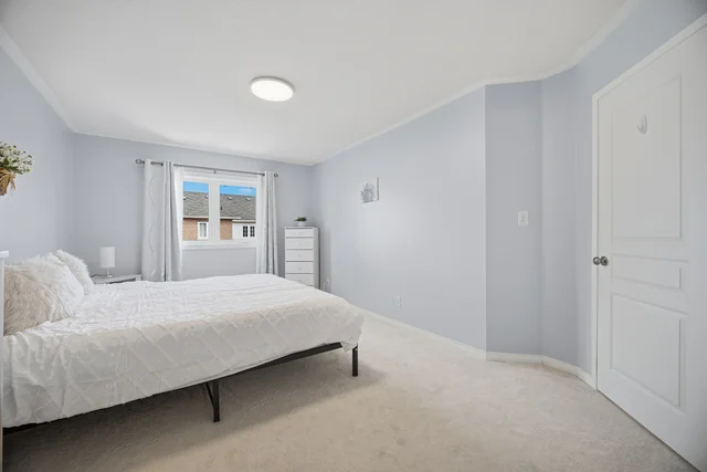 2249 Crestmont Drive, Oakville - photo 38