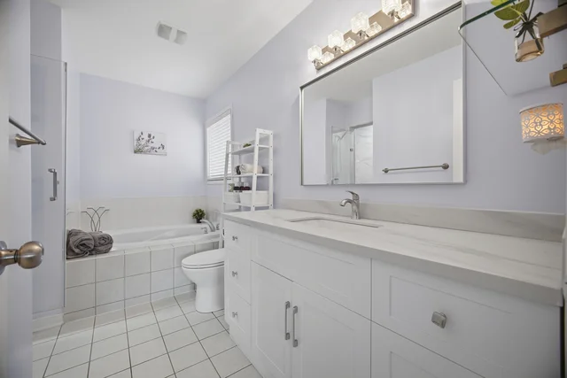 2249 Crestmont Drive, Oakville - photo 40