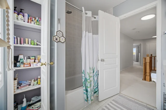 2249 Crestmont Drive, Oakville - photo 50
