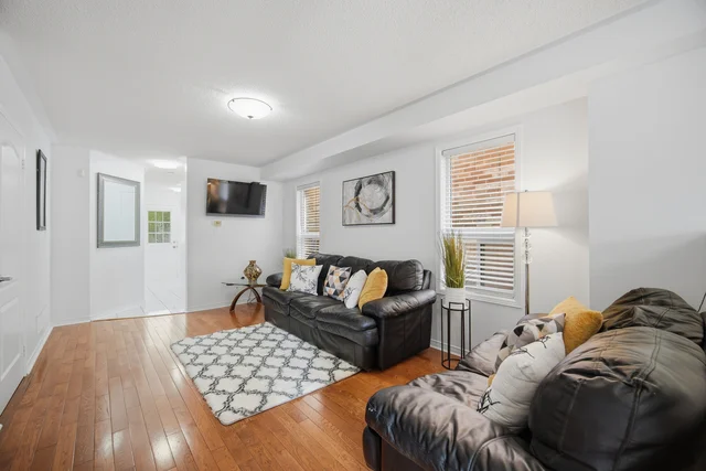 7 Secord Crescent, Brampton - photo 18
