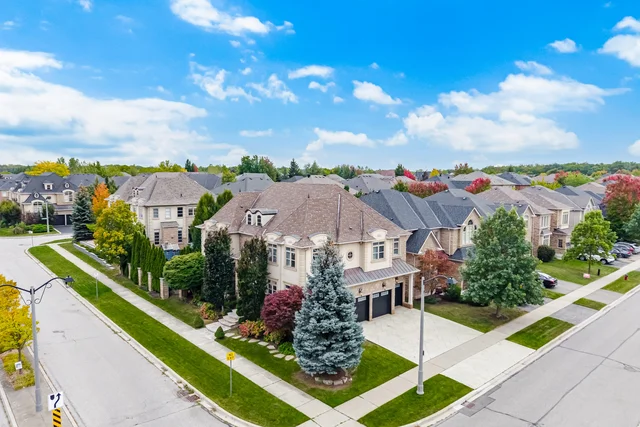 2122 Law Hill Gate, Oakville - photo 2