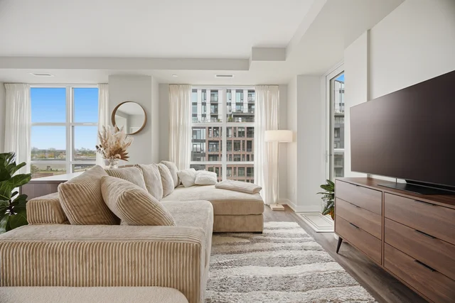 #610-1787 Saint Clair Avenue West, Toronto - photo 11