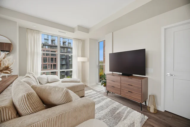 #610-1787 Saint Clair Avenue West, Toronto - photo 12