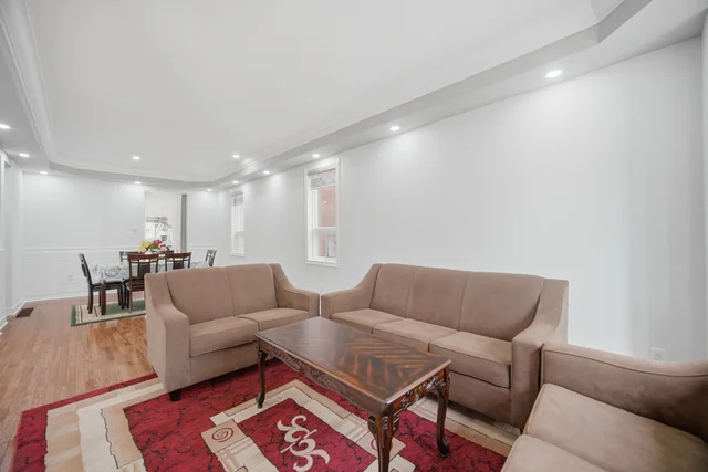 4 Castle Mountain Drive, Brampton - photo 16