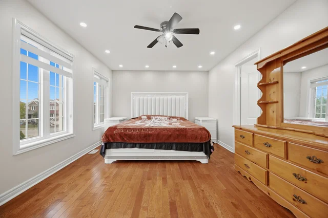 4 Castle Mountain Drive, Brampton - photo 51