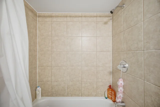 4 Castle Mountain Drive, Brampton - photo 86