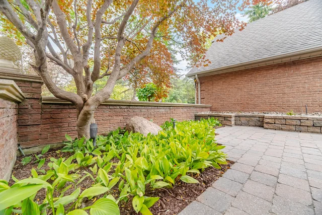 42 Hedgerow Court, Kleinburg - photo 17