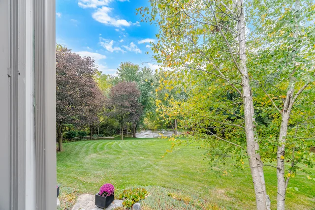 42 Hedgerow Court, Kleinburg - photo 51