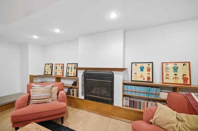 111 Palmerston Avenue, Toronto - photo 38