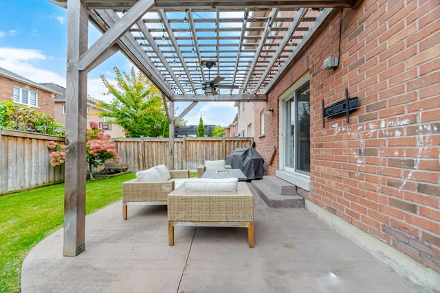5 Billancourt Crescent, Brampton - photo 76