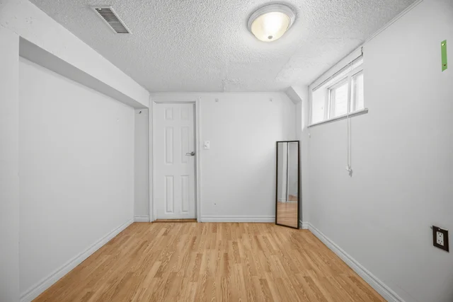 53 Bowie Avenue, York - photo 45