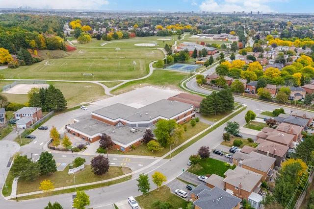 8 Wishart Place, Brampton - photo 102
