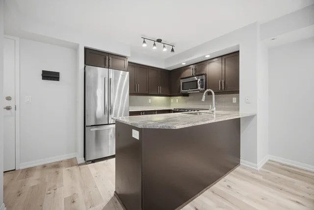 #501-75 East Liberty Street, Toronto - photo 6