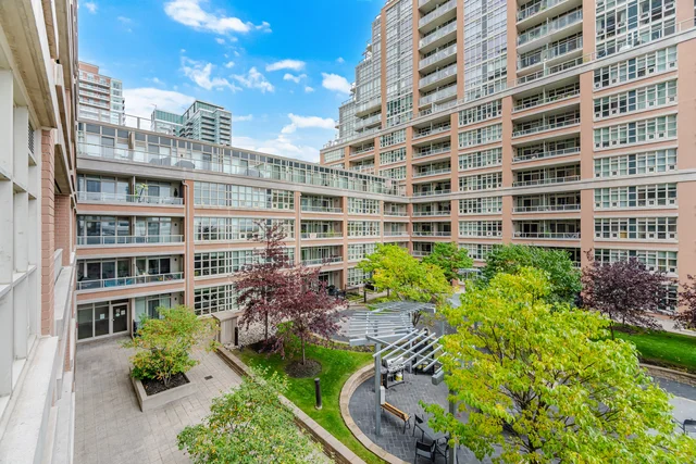 #501-75 East Liberty Street, Toronto - photo 31