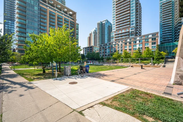 #501-75 East Liberty Street, Toronto - photo 38