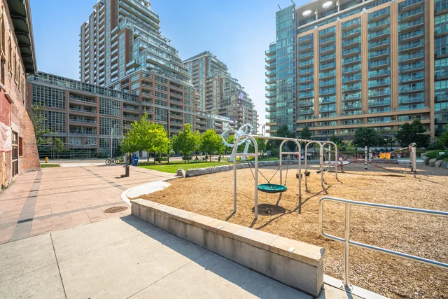 #501-75 East Liberty Street, Toronto - photo 39