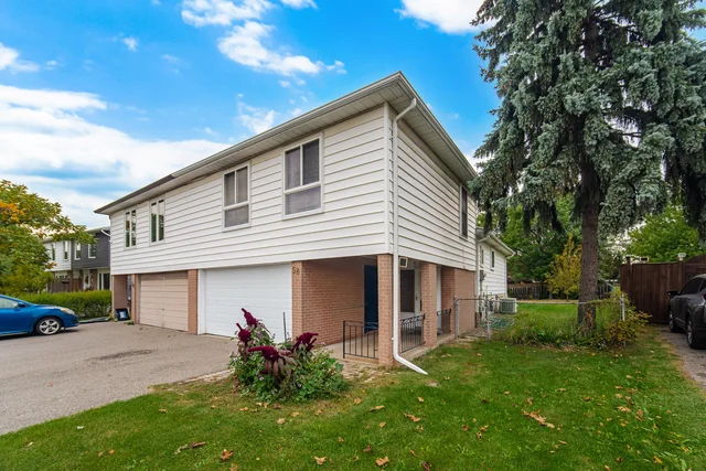 58 Glenforest Road, Brampton - photo 1