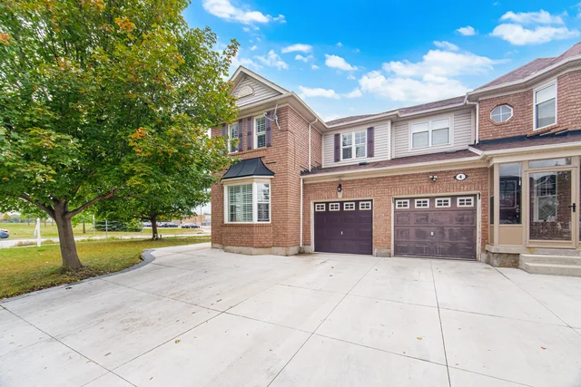 355 Brisdale Drive, Brampton - photo 4