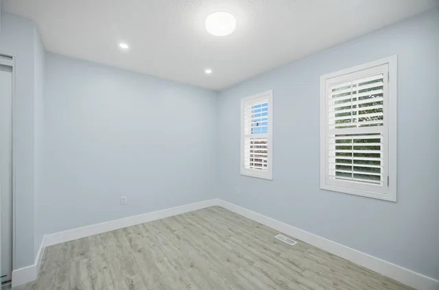 355 Brisdale Drive, Brampton - photo 30