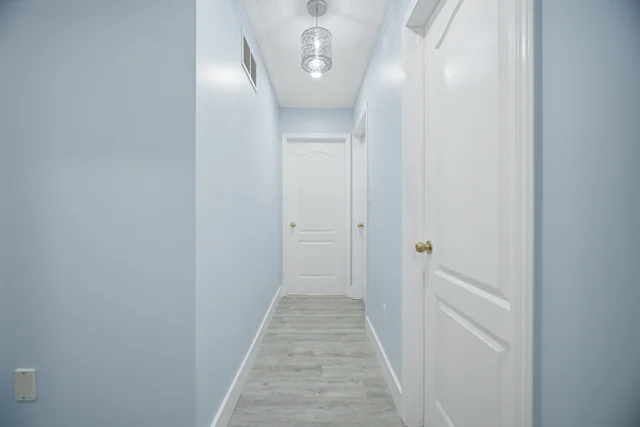 355 Brisdale Drive, Brampton - photo 31