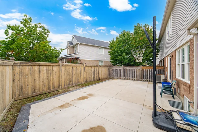 355 Brisdale Drive, Brampton - photo 51
