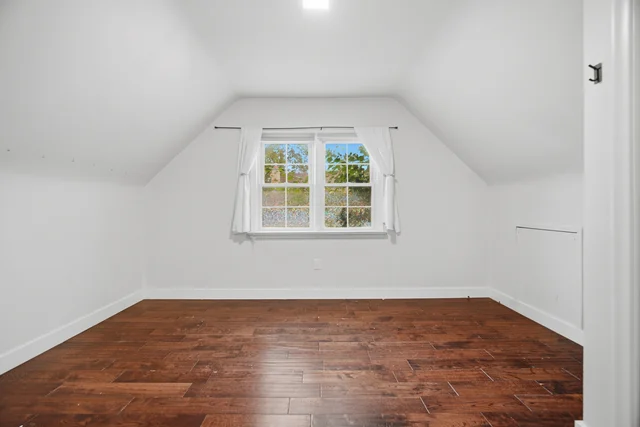 4 Lincoln Crescent, Guelph - photo 34