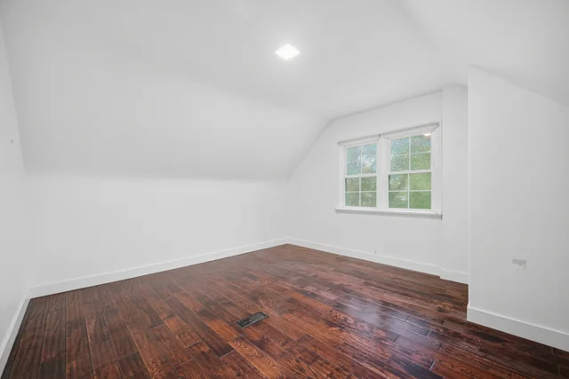 4 Lincoln Crescent, Guelph - photo 38