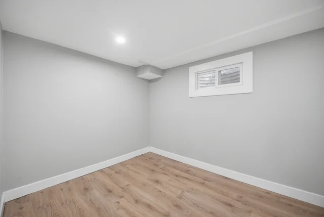 4 Lincoln Crescent, Guelph - photo 53