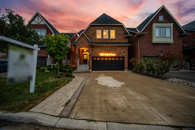 4804 Glasshill Grove, Mississauga - photo 13