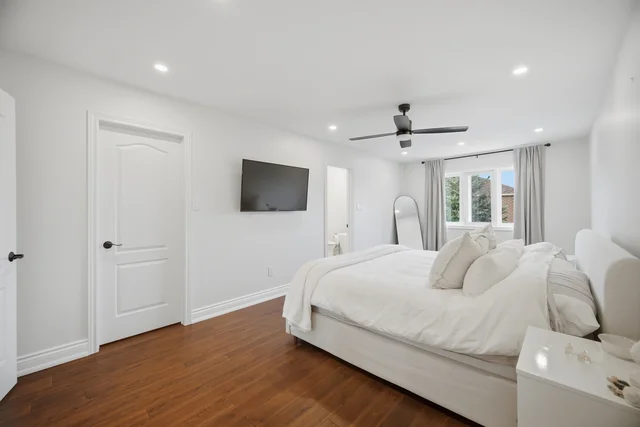 169 Venice Gate Drive, Woodbridge - photo 22