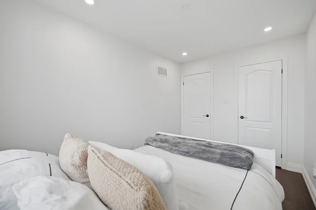 169 Venice Gate Drive, Woodbridge - photo 29