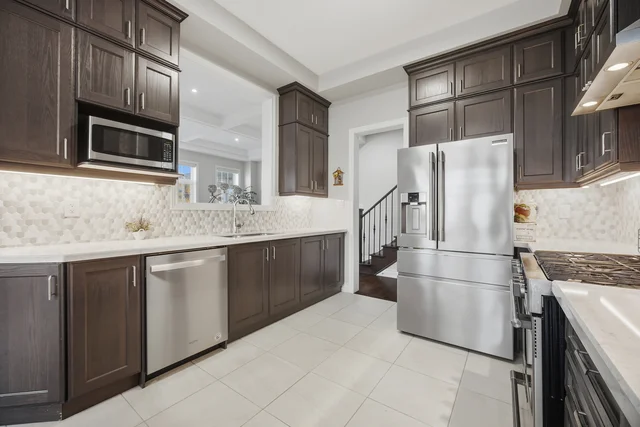 15271 Danby Road, Norval - photo 26