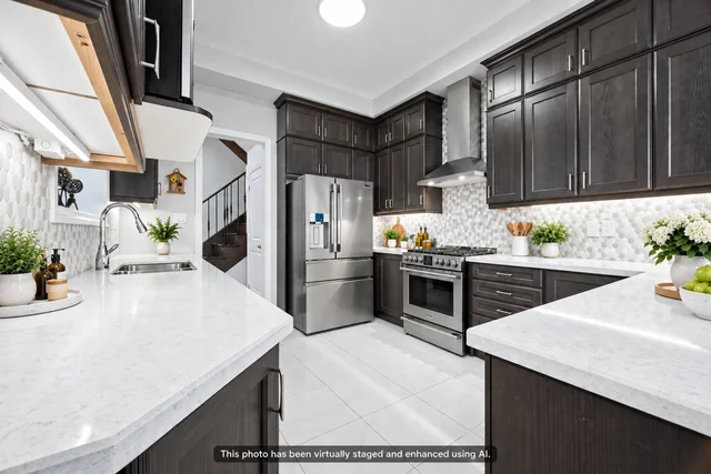 15271 Danby Road, Norval - photo 10