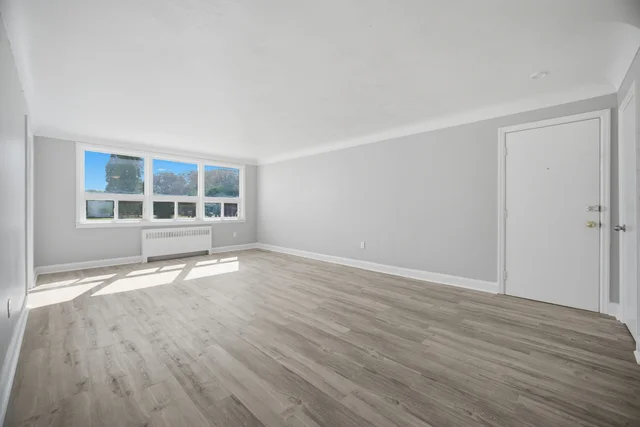 #1-1047 Churchill Avenue, Oakville - photo 8