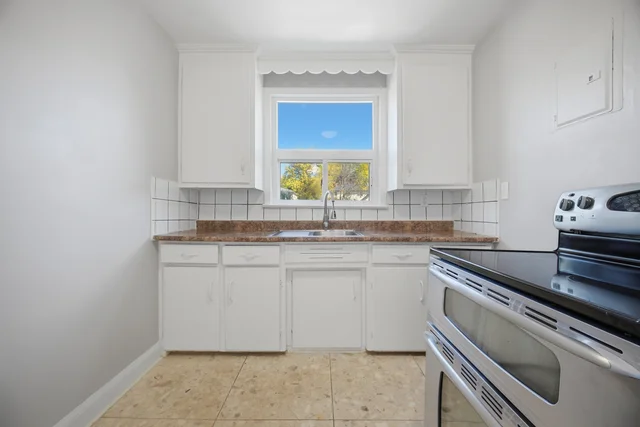 #1-1047 Churchill Avenue, Oakville - photo 13