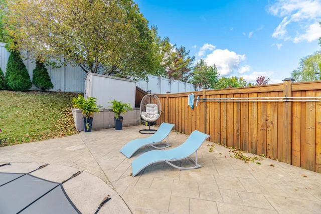 8 Waterbury Street, Bolton - photo 45