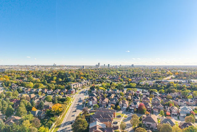 4 Leeward Drive, Brampton - photo 2