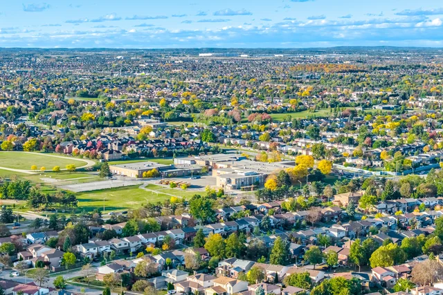 4 Leeward Drive, Brampton - photo 101