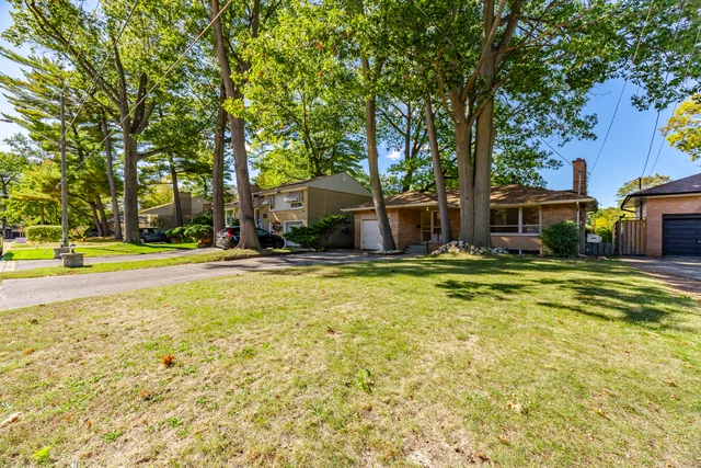 3018 O'Hagan Drive, Mississauga - photo 4
