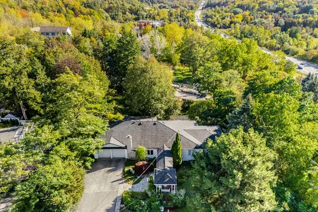 25 Main Street, Kleinburg - photo 1
