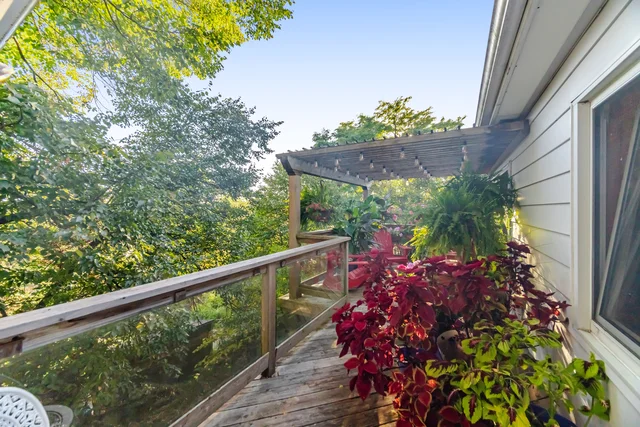 25 Main Street, Kleinburg - photo 34