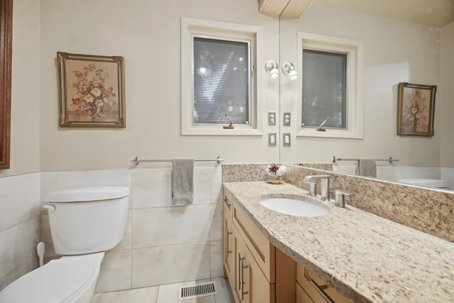 25 Main Street, Kleinburg - photo 47