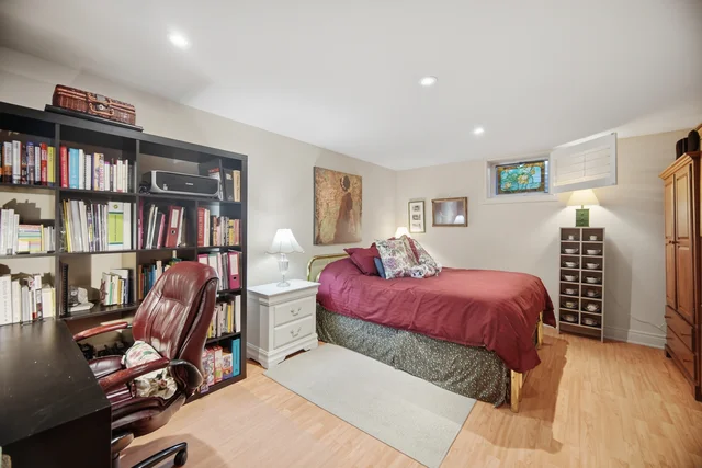 25 Main Street, Kleinburg - photo 65
