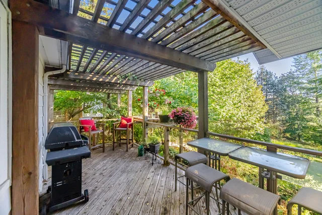 25 Main Street, Kleinburg - photo 69