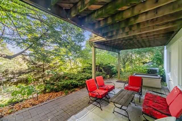 25 Main Street, Kleinburg - photo 74
