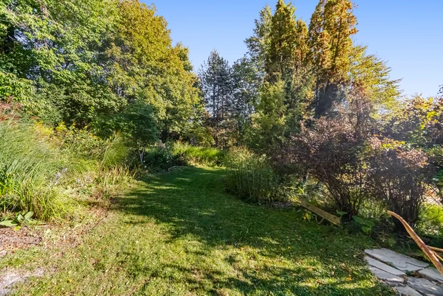 25 Main Street, Kleinburg - photo 76