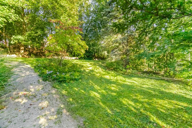 25 Main Street, Kleinburg - photo 83