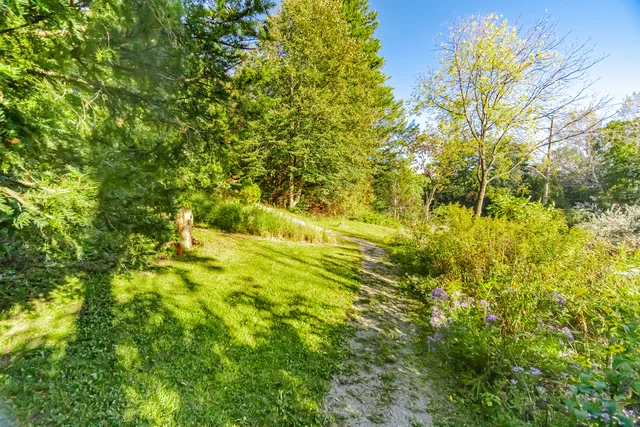 25 Main Street, Kleinburg - photo 87