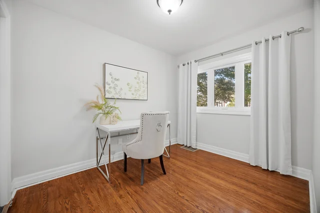18 Delsey Street, Hamilton - photo 43