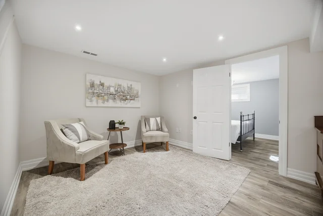 18 Delsey Street, Hamilton - photo 53